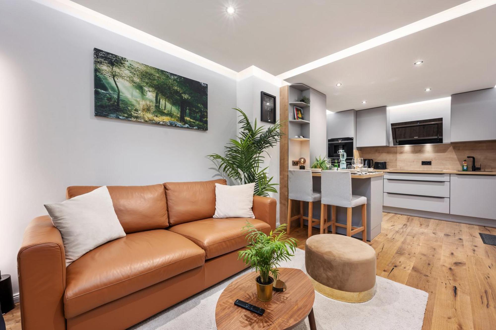 Edler Wohnraum Noble Stadtoase Mit Boxspringbett, Kaffeevollautomat, Lift & Parkplatz 켐니츠 외부 사진